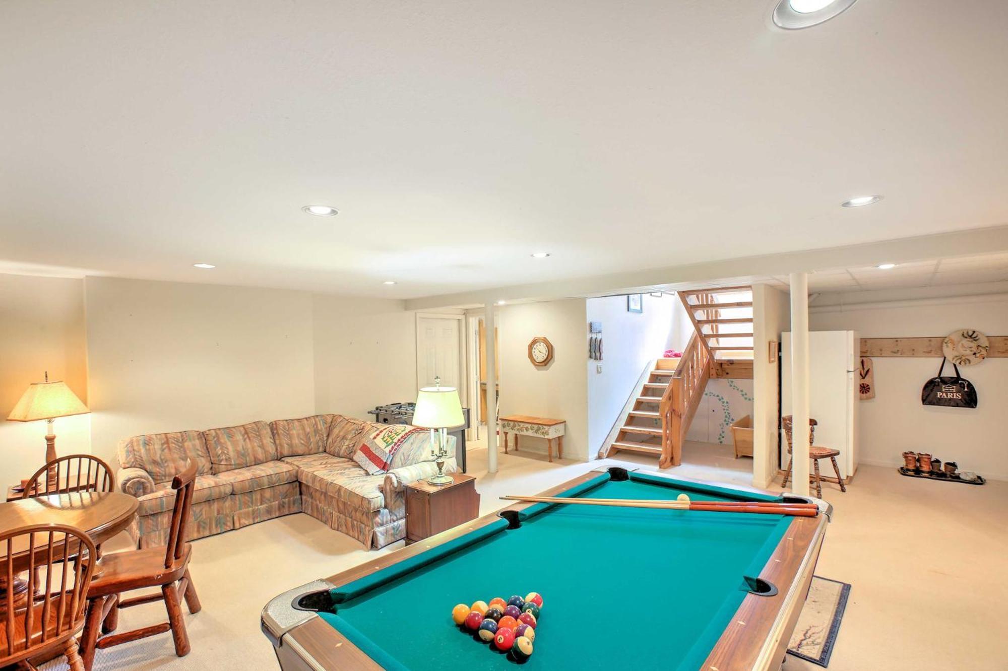 Gorgeous Charlevoix Home On Lake Michigan! Ellsworth Esterno foto